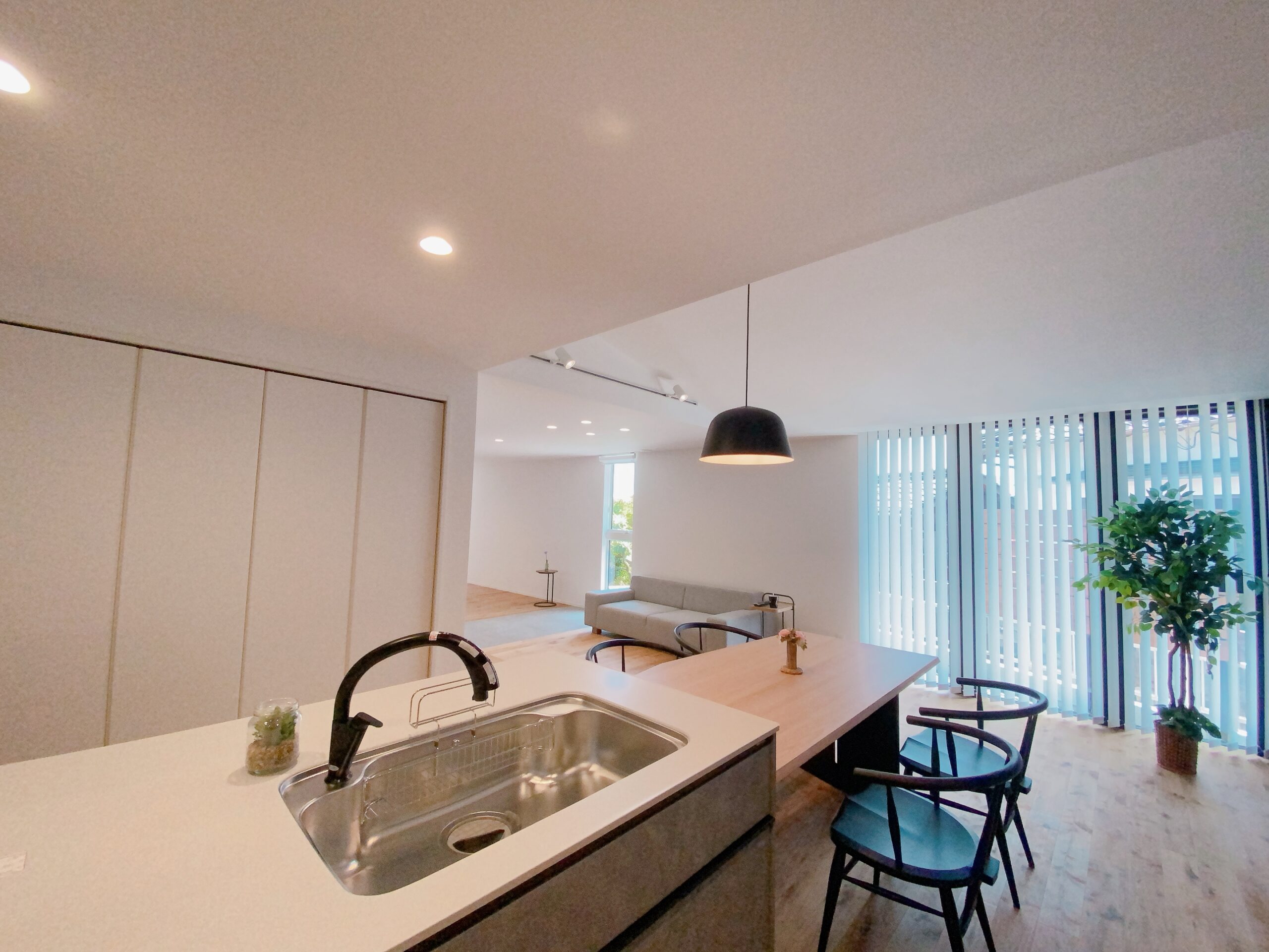 暮らしを明るく彩る家